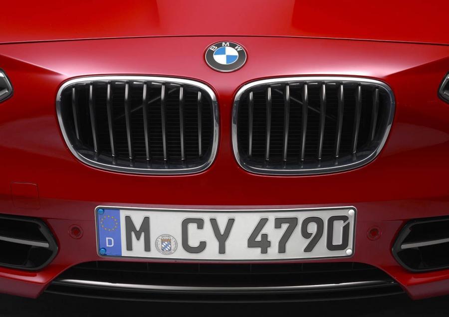  BMW 1-Series 2012 года  (фото 5 из 161)